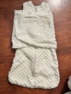 Halo Baby Plush Dots 3.0 TOG Sleeveless sleepsack